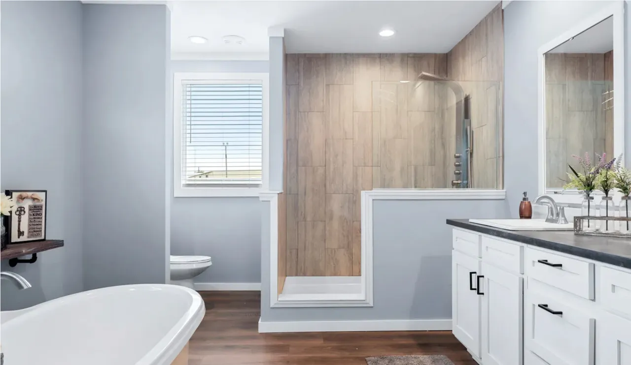 Atlas — Primary bathroom