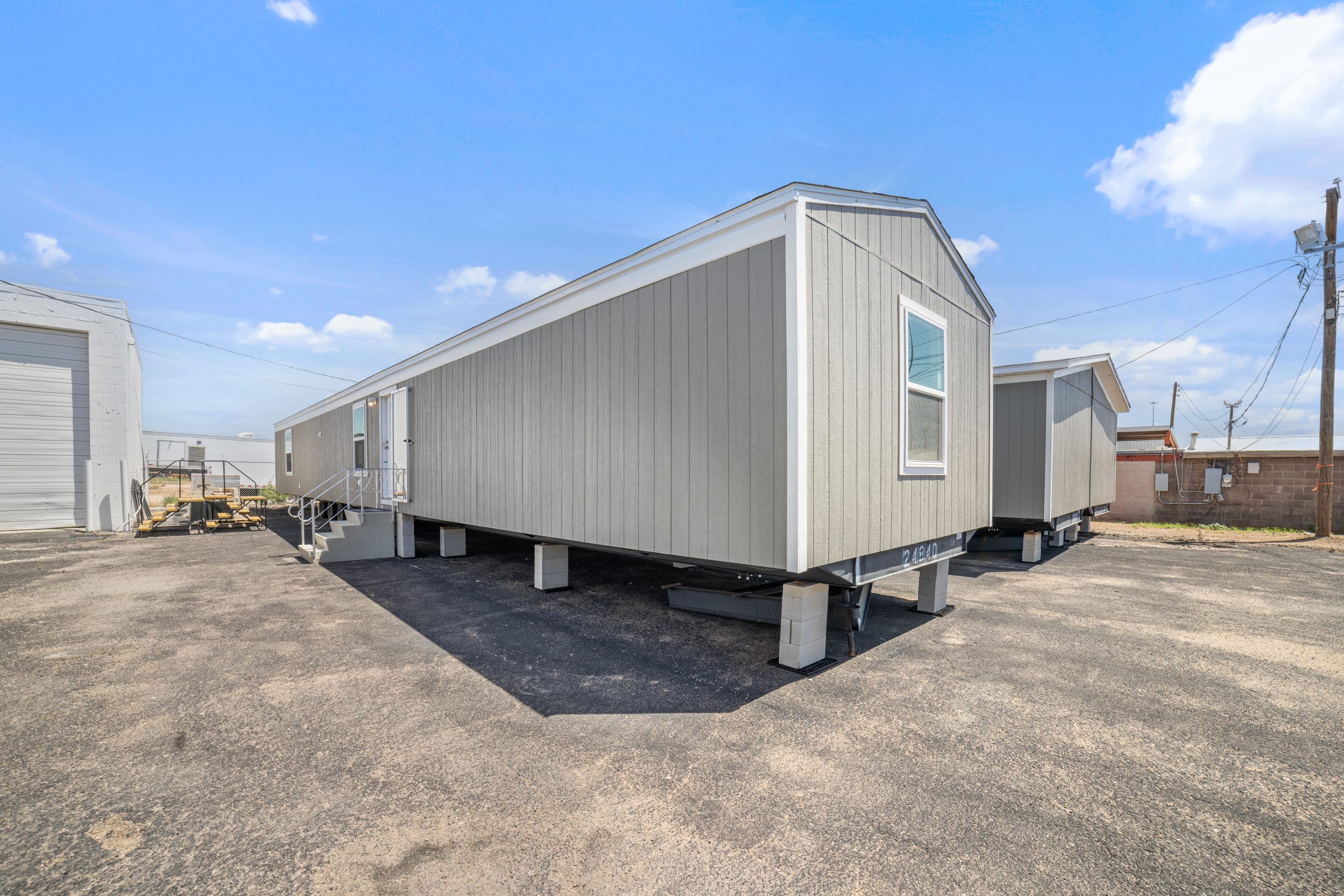 Glory — Model exterior
